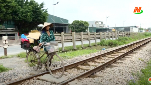 ATGT v&igrave; b&igrave;nh y&ecirc;n cuộc sống: X&oacute;a bỏ c&aacute;c lối đi tự mở qua c&aacute;c đường sắt