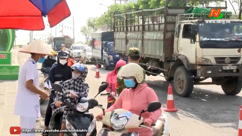 Bộ GTVT y&ecirc;u cầu dừng ban h&agrave;nh "Giấy ph&eacute;p con" cản trở lưu th&ocirc;ng h&agrave;ng h&oacute;a