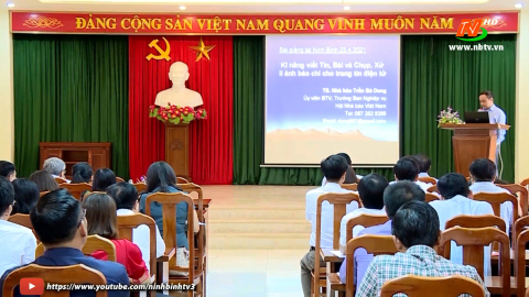 Bồi dưỡng nghiệp vụ cộng t&aacute;c vi&ecirc;n Trang th&ocirc;ng tin điện tử Đảng bộ tỉnh