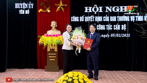 C&ocirc;ng bố quyết định bổ nhiệm B&iacute; thư Huyện ủy Y&ecirc;n M&ocirc;