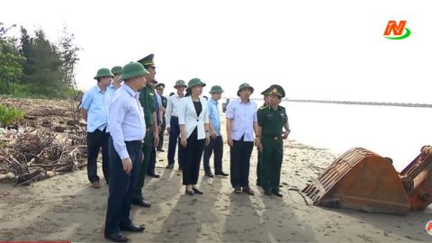 Nhiệm kỳ kh&ocirc;ng ngừng x&acirc;y dựng, chỉnh đốn Đảng
