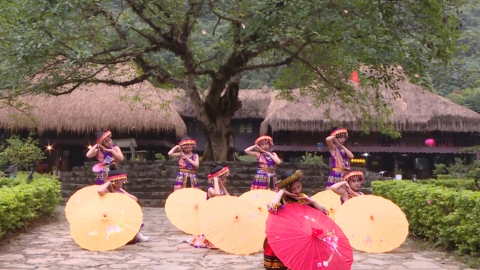 Chuyện cũ m&igrave;nh bỏ qua