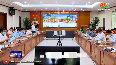 Hội đồng thẩm định Trung ương x&eacute;t, c&ocirc;ng nhận huyện Y&ecirc;n M&ocirc; đạt chuẩn n&ocirc;ng th&ocirc;n mới.