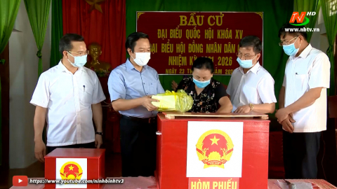 Kiểm tra c&ocirc;ng t&aacute;c chuẩn bị bầu cử tại Huyện Y&ecirc;n Kh&aacute;nh