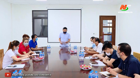 Kiểm tra c&ocirc;ng t&aacute;c ph&ograve;ng chống dịch tại khu c&ocirc;ng nghiệp Ph&uacute;c Sơn v&agrave; dự &aacute;n giao th&ocirc;ng