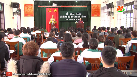 Kim Sơn bồi dưỡng kết nạp Đảng cho đo&agrave;n vi&ecirc;n thanh ni&ecirc;n