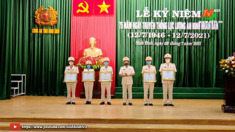 Kỷ niệm 75 năm Ng&agrave;y truyền thống lực lượng An ninh nh&acirc;n d&acirc;n