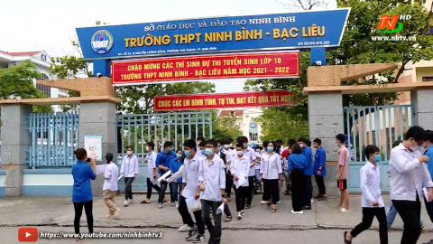Ng&agrave;y thi đầu ti&ecirc;n kỳ thi tuyển sinh v&agrave;o lớp 10 THPT.
