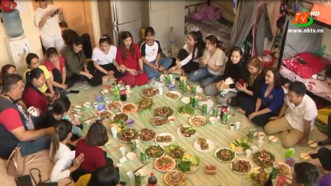 Tết Việt trong l&ograve;ng người xa xứ