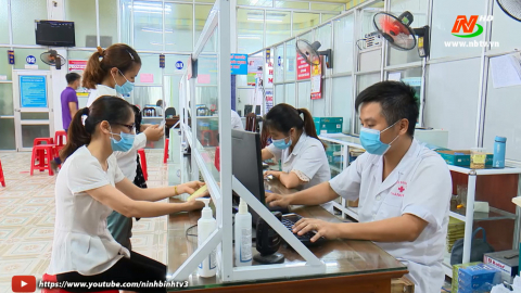 Sử dụng h&igrave;nh ảnh thẻ BHYT tr&ecirc;n ứng dụng VSSID trong kh&aacute;m chữa bệnh.