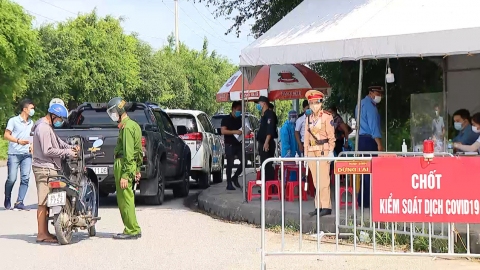 Tăng cường kiểm so&aacute;t chặt chẽ tại c&aacute;c cửa ng&otilde; giao th&ocirc;ng