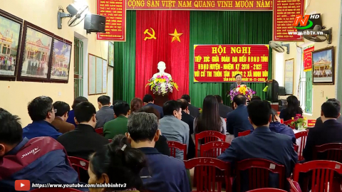 Tiếp x&uacute;c cử tri tại x&atilde; Ninh V&acirc;n huyện Hoa Lư