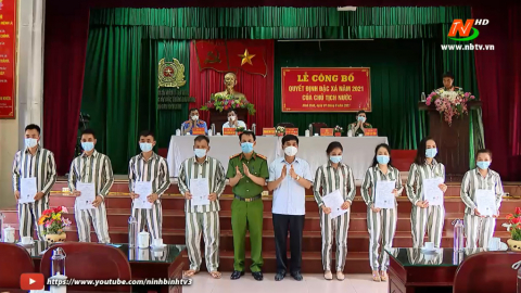 Trại giam Ninh Kh&aacute;nh c&ocirc;ng bố Quyết định đặc x&aacute; của Chủ tịch nước