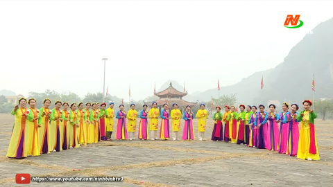 Trang văn nghệ qu&ecirc; hương: Sức sống của c&acirc;u lạc bộ ch&egrave;o phường Ninh Sơn