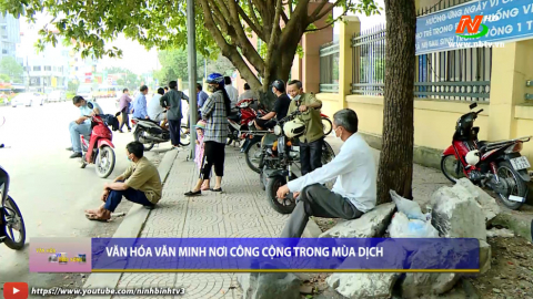Văn h&oacute;a văn minh nơi c&ocirc;ng cộng trong m&ugrave;a dịch.