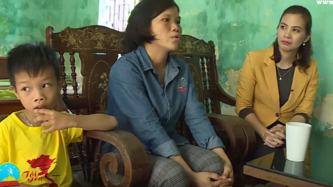  Hỗ trợ gia đ&igrave;nh em Qu&aacute;ch Ho&agrave;ng Hải x&atilde; Thạch B&igrave;nh, huyện Nho Quan.