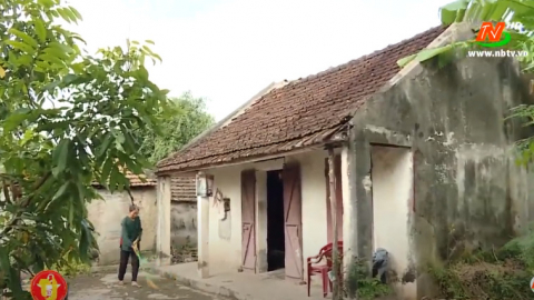  Hỗ trợ gia đ&igrave;nh &ocirc;ng Trần văn Tiến, x&atilde; Đồng Hướng, huyện Kim Sơn