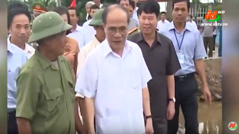 Y&ecirc;n Kh&aacute;nh 20 năm đổi mới v&agrave; ph&aacute;t triển
